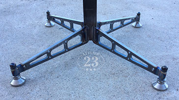 Pied avec Réglage en tous sens